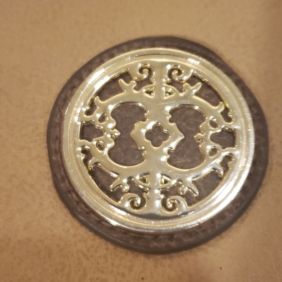 Cross body bag - Picture 2 of 4